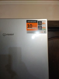 Двухкамерный холодильник Indesit LI9 S1E S фото от покупателей 13