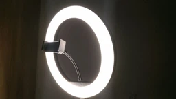 Кільцева LED лампа кольорова для селфі блогерів предметної зйомки 26 см для фото та відео зі штативом фото від покупців 11