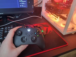 Беспроводной геймпад Microsoft Xbox Wireless Controller + USB Type-C кабель (1V8-00002) фото от покупателей 3