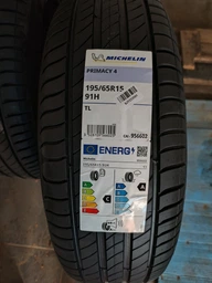 Шина Michelin 195/65R15 91H Primacy 4 (Michelin 956602) фото от покупателей 3