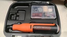 Многофункциональный инструмент Black+Decker "гравер" аккумуляторный (BCRT8IK)