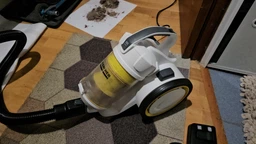 Пылесос без мешка KARCHER VC 3 PREMIUM (1.198-131.0)