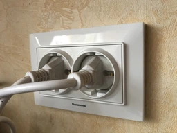 Розетка двойная с заземлением Panasonic Arkedia Slim белая WNTC0205-2WH