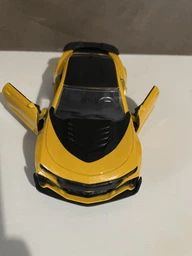 Автомодель Jada Transformers Chevrolet Camaro 1:32 (253112001) фото от покупателей 3