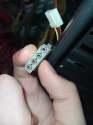Кабель живлення для відеокарт Ewell 8 pin to Molex, 15 см (EW399) фото від покупців 3