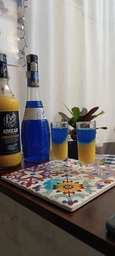 Упаковка лікерів Bols Blue Curacao 21% 0.7 л х 6 шт (08716000076656)