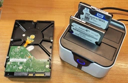 Док станція Blueendless HD05 для HDD SSD 2.5" 3.5" SATA III USB3.0 з функцією клонування фото від покупців 3