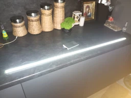 Світлодіодна LED стрічка 1м з живленням від повербанка або USB , колір холодний білий, 6000к фото від покупців 2