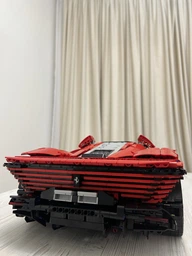 Конструктор LEGO Technic Ferrari Daytona SP3 3778 деталей (42143) фото от покупателей 4