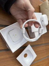 Навушники Apple AirPods Pro with MagSafe Case USB-C (2-ге покоління) (MTJV3TY/A) фото від покупців 3