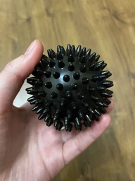 Массажный мячик 7.5 см жесткий EasyFit синий (PVC) мяч для массажа и МФР массажер для спины, ног, рук, шеи, стоп EFTNS75BL фото от покупателей 5