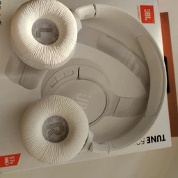 Наушники JBL Tune 520BT Purple (JBLT520BTPUREU) фото от покупателей 5