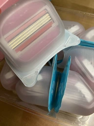Сменные картриджи для бритья (лезвия кассеты) женские Gillette Venus ComfortGlide Spa Breeze 8 шт фото от покупателей 4