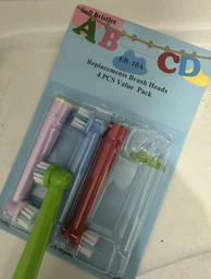 Насадки сменные EB-10A детские для электрощетки Oral b Braun kids с мягкой щетиной фото от покупателей 2