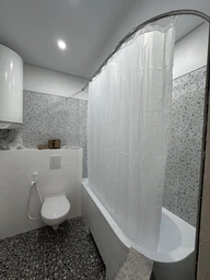 Карниз для ванної Комфорт Люкс кутовий 170×70 фото від покупців 3