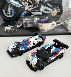 Конструктор Гоночні Автомобілі Лего БМВ 676 деталей Speed Champions BMW M4 GT3 BMW M Hybrid V8 LEGO 76922