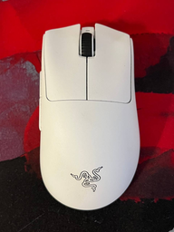 Мышь Razer DeathAdder V3 PRO Wireless/USB White (RZ01-04630200-R3G1) фото от покупателей 3