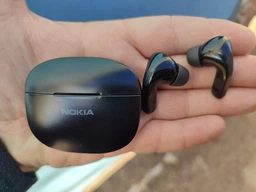 Наушники Nokia Go Earbuds+ TWS-201 Black (8Р00000142) фото от покупателей 15