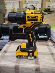 Дриль-шуруповерт акумуляторний DeWALT DCD708D2T фото від покупців 4