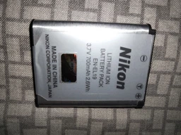 Универсальное зарядное устройство лягушка с LCD дисплеем и USB Frog Black фото от покупателей 5
