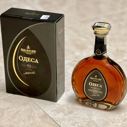 Коньяк Шустов Одесса 20 лет 0.7 л 43% в подарочной упаковке (4820000947763) фото от покупателей 2