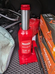 Домкрат гидравлический бутылочный Ronix RH-4904 10 т