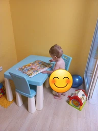 Набір дитячих меблів DOLONI Столик із двома стільцями м'ятний (04680/7) фото від покупців 9
