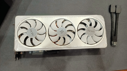 Видеокарта Gigabyte PCI-Ex GeForce RTX 4070 Ti Super Aero OC 16G 16GB GDDR6X (256bit) (2655/21000) (HDMI, 3 x DisplayPort) (GV-N407TSAERO OC-16GD) фото от покупателей 3
