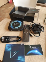 Смарт ТВ приставка VONTAR H618 8K 4/64 Android 12 Smart TV фото від покупців 2