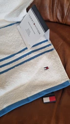 Рушник TOMMY HILFIGER банний Modern American Solid Cotton Bath Towel білий у рожеву смужку