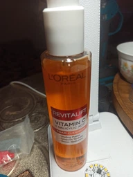 Пенка L'Oreal Paris Skin Expert Ревиталифт Клиникал Витамин С для очищения кожи лица 150 мл (3600524076061) фото от покупателей 1