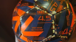 Мяч футбольный Select Street Soccer v23 жовтий Уні 4,5 (5703543316106) фото от покупателей 2