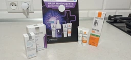 Гель-крем La Roche-Posay Anthelios UVA 400 Oil Control с матирующим эффектом для жирной чувствительной кожи лица очень высокий уровень защиты от UVB и от очень длинных UVA лучей SPF 50+ 50 мл (3337875546430) фото от покупателей 9