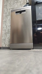 Посудомийна машина Beko BDFS26020XQ