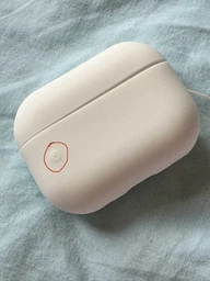 Чехол ArmorStandart Silicone Case with straps для Apple Airpods Pro 2 Black (ARM68608) фото от покупателей 5