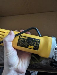 Кутова шліфувальна машина DeWALT DWE4117_1, 0.95 кВт (DWE4117_1)