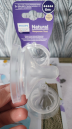 Силіконова соска Philips Avent Natural швидкий потік 6+ міс 2 шт (SCY965/02) (8710103985150) фото від покупців 19