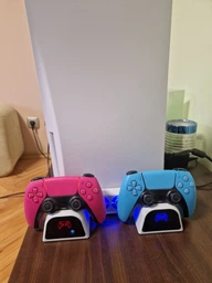 Мультифункциональная Док-Станция DOBE для Playstation 5 с LED зарядкой для 2-х геймпадов PS5 Dualsense и охлаждением консоли (TP5-1511) фото от покупателей 4