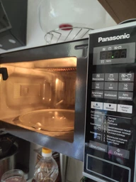 Мікрохвильова піч Panasonic NN-GT264MZPE фото від покупців 4