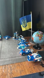 Конструктор Полиция на 700 деталей City Police SWAT 51 в 1, вертолет, авто, робот, фургон, самолет, катер, истребитель, скутер, джип, машинка, Городская станция полиции фото от покупателей 19