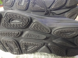 Жіночі кросівки HOKA ONE ONE BONDI 8 WIDE 1127954 BBLC 38 (EU 38, USA 6,5D, 23,5 см) чорні фото від покупців 1