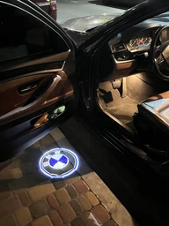 Подсветка в двери с логотипом BMW . Подсветка дверей БМВ / 2 плафона