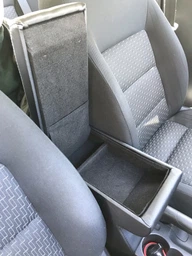 Підлокітник Armrest на Skoda Octavia A5 чорний