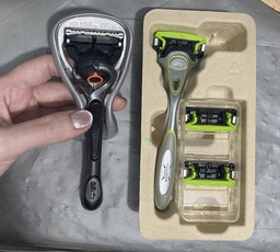 Станок для бритья Wilkinson Sword Hydro 5 Sensitive Clampack + 4 сменных картриджа (4027800216604)