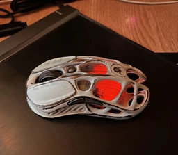 Геймерська акумуляторна, бездротова (Bluetooth + 2,4G), миша GravaStar M1 Pro, magnesium alloy body, PAW3395 ,RGB, Pink (GRAVASTARM1PRO_PNK) фото від покупців 2