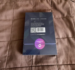 Криптокошелек SafePal S1 Pro