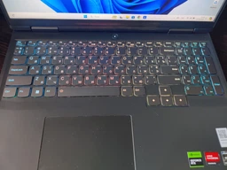 Ноутбук Lenovo IdeaPad Gaming 3 16ARH7 (82SC00AJRA) Onyx Grey / 16" IPS WUXGA+ 165 Гц / AMD Ryzen 5 6600H / RAM 16 ГБ / SSD 1 ТБ / nVidia GeForce RTX 3050 / 4-Zone RGB Підсвітка клавіатури фото від покупців 13