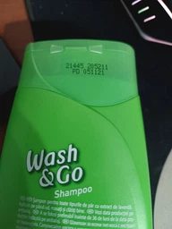 Шампунь Wash&Go с экстрактом лаванды для всех типов волос 200 мл (8008970042107)