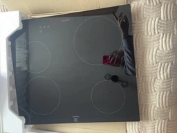 Варильна поверхня індукційна Electrolux EIB60420CK фото від покупців 4