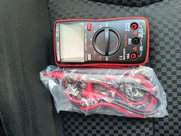 Мультиметр YATO True RMS LCD диапазон до 6000 (YT-73096) (5906083072239)